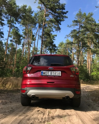 Ford Escape cena 63500 przebieg: 188000, rok produkcji 2017 z Nowa Sól małe 106